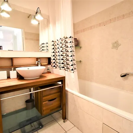 Apartment Le Cap Soleil -standing - Piscine Collective Et Parking Prive Roquebrune-Cap-Martin