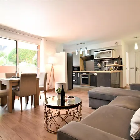 Le Cap Soleil -standing - Piscine Collective Et Parking Prive روكوبرُن كاب مارتي